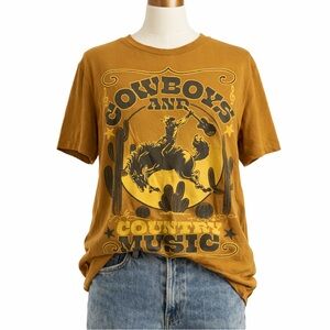Persaya Medium Cowboy Country Music Graphic Tee | Western Shirt
